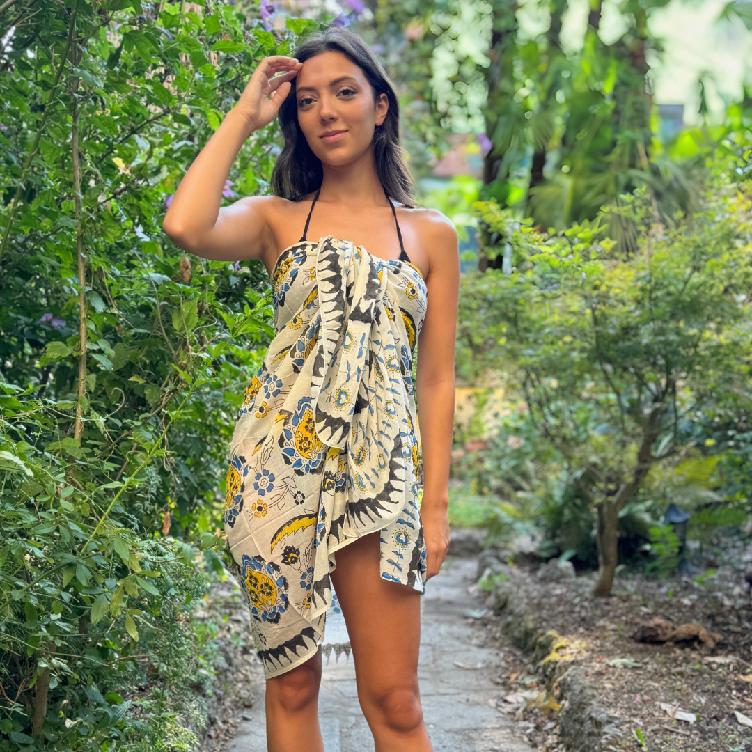 Pareo Sarong in Cotone Voile Indiano – Stampa Floreale Block Print Blu, Giallo e Nero