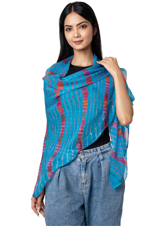 Sciarpa quadrata in Seta Chiffon con tintura manuale colore azzurro