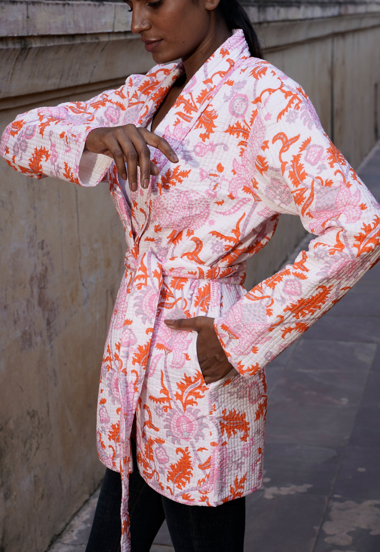 Giacca kimono di cotone da donna trapuntata con disegno floreale