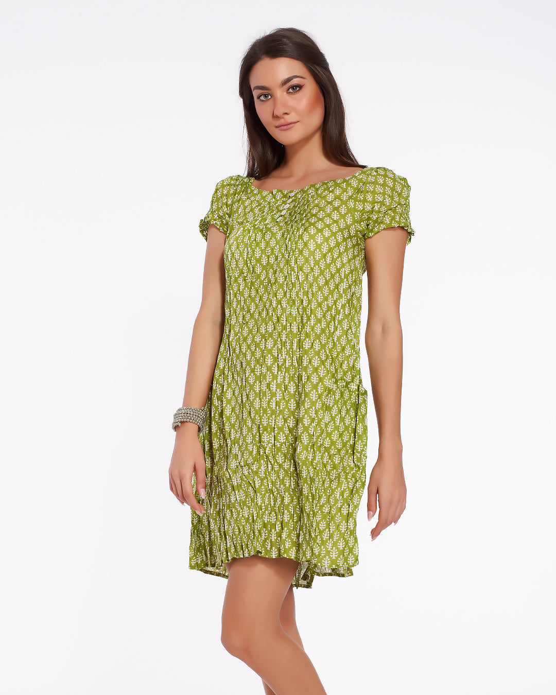 Donna shops perfect summer dress