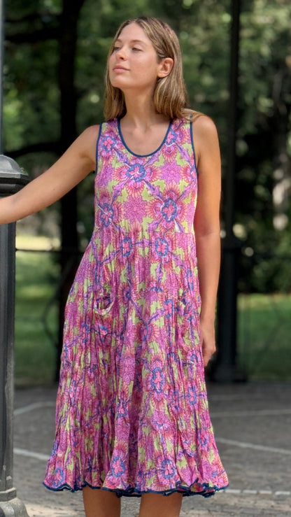 Abito Lungo in Cotone Indiano Block Print – Verde con Fiori Rosa e Foglie Blu, Smanicato, Taglia Unica