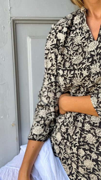 Blusa Donna in Cotone Khadi Block Print – Beige e Nera, Maniche Lunghe, Tessuta e Stampata a Mano