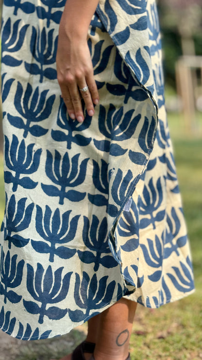 Caftano in Cotone Indiano Blu Indigo e Bianco – Stampa Block Print Artigianale