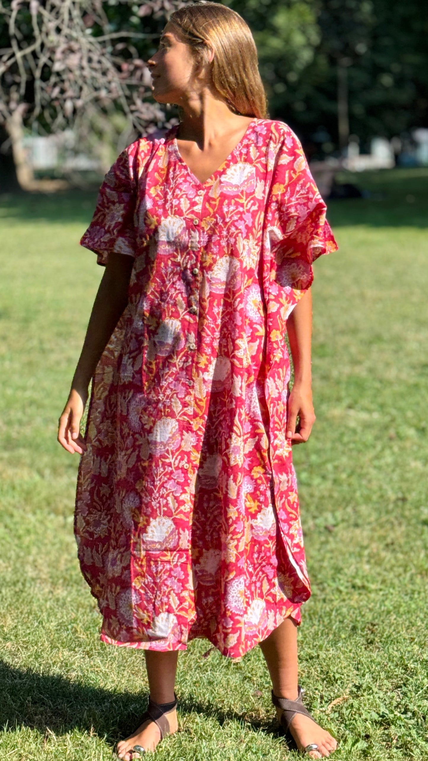 Caftano in Cotone Indiano Rosso Rosa Bianco e Arancio – Stampa Block Print Floreale Artigianale