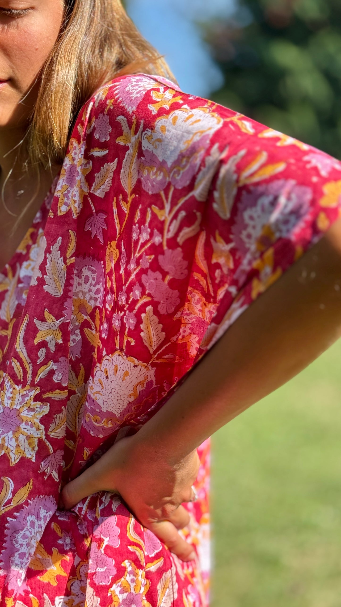 Caftano in Cotone Indiano Rosso Rosa Bianco e Arancio – Stampa Block Print Floreale Artigianale