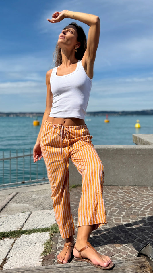 Pantaloni a sigaretta in cotone indiano arancione e bianco a righe – Block print artigianale
