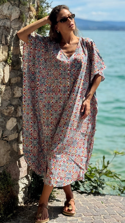 Caftano in Cotone Indiano Stampato a Mano, Block Print Floreale Rajasthan Multicolore