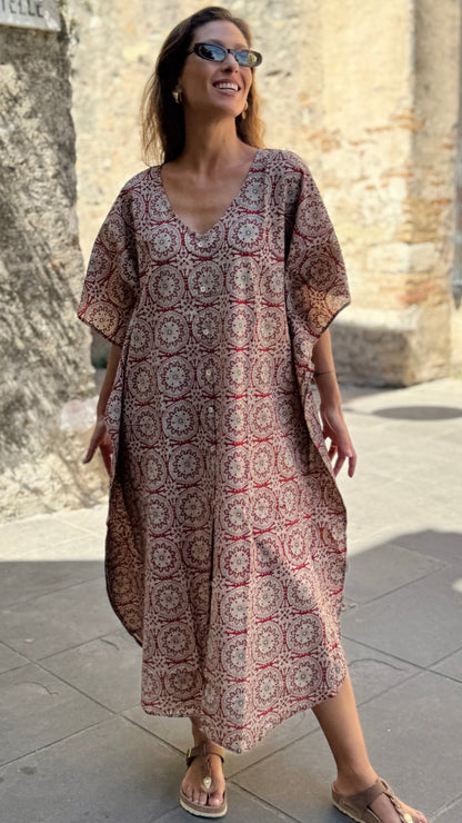 Caftano in Cotone Indiano Beige e Rosso con Stampa Block Print Geometrica – Eleganza Free Size